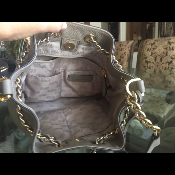 Michael Kors taupe tote - like new! - Picture 4 of 4